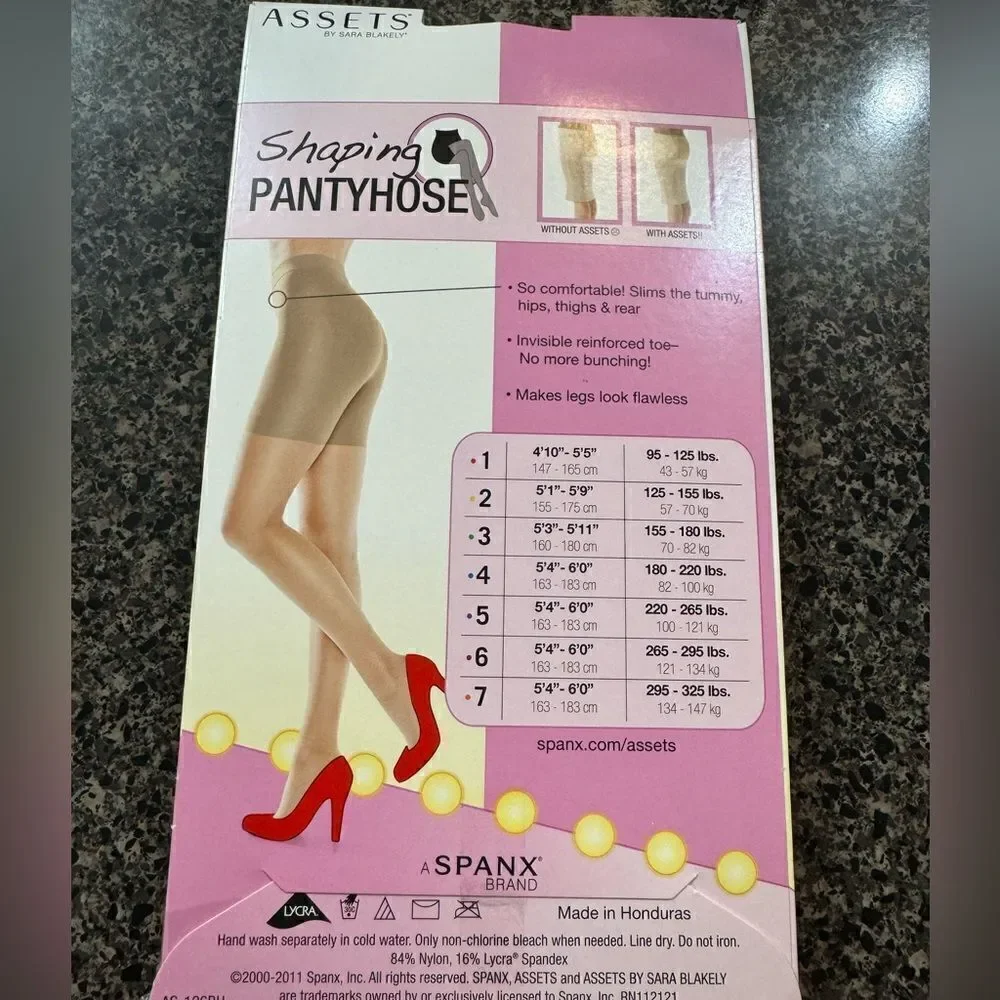 Spanx NIB Assets Shaping Pantyhose in Black Size 1